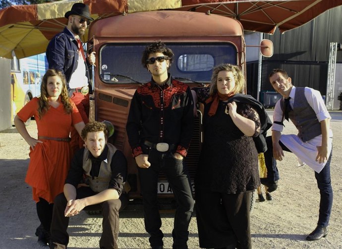 Karterykash & The Family Band.