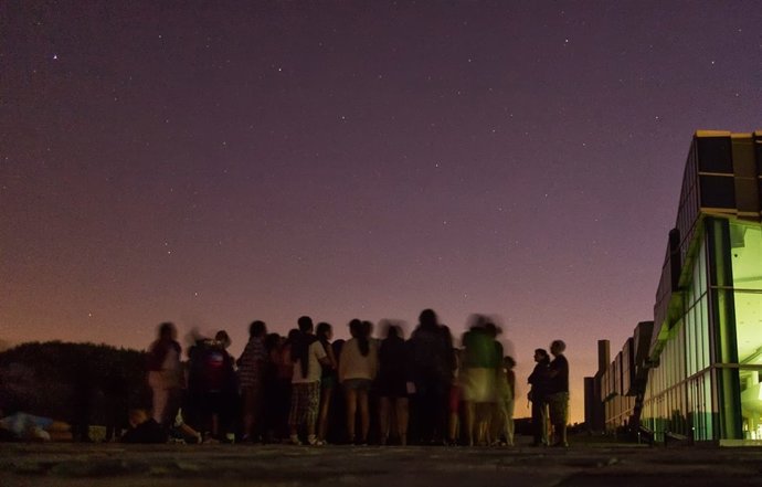 Lluvia de estrellas desde el Gaiás