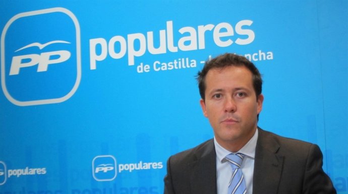 Carlos Velázquez, PP