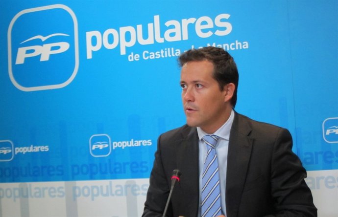 Carlos Velázquez, PP