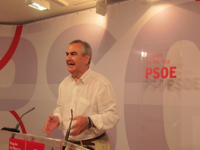 Rafael González Tovar; Secretario general del PSRM