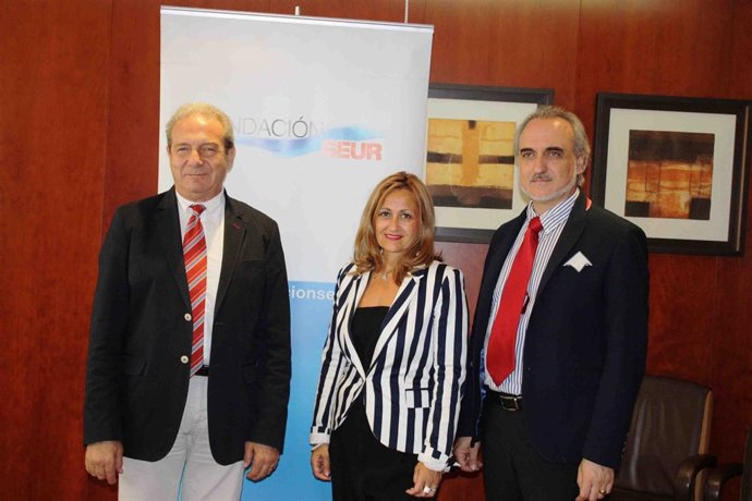 Firma de la rúbrica del convenio