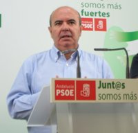 Zarrías subraya la "legitimidad" de Díaz como candidata y no ve "ninguna razón" para adelantar elecciones en Andalucía