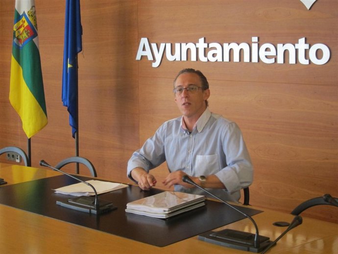Sáinz Yangüela explica las intervenciones previstas por el Ayuntamiento