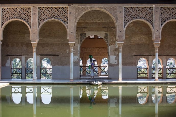 Google fotografía la Alhambra en 360 grados con su Trekker