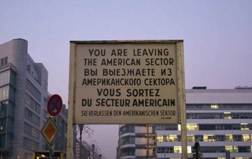 CheckPoint Charlie en Berlín