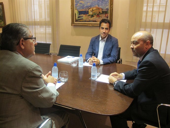 Antoni Gómez con cónsul de Argentina en Baleares