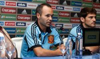 Iniesta: "Isco será muy importante en el futuro para la selección"