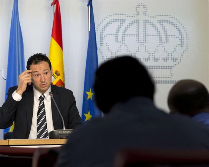 Guillermo Martínez, en una rueda de prensa.