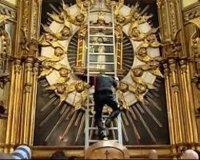 Bomberos madrileños honrarán mañana a la Virgen de la Paloma descolgando el cuadro y participando en la procesión