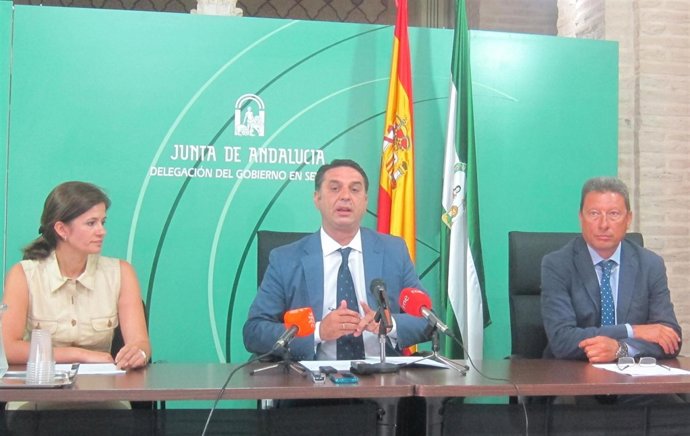 Araceli Velasco, Francisco Javier Fernández y Antonio Pajuelo