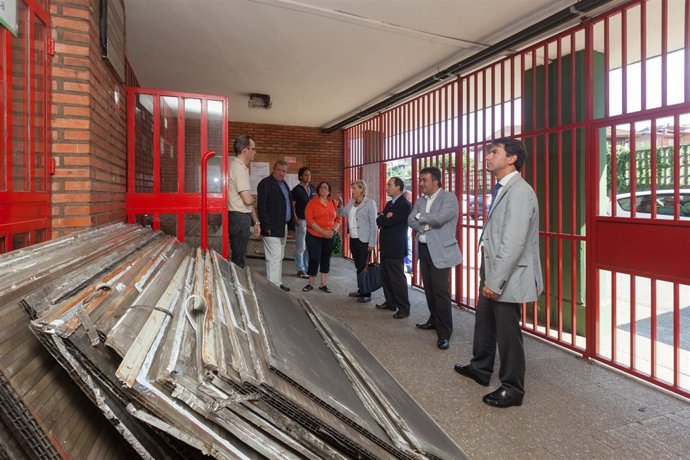 El consejero de Educación visita las obras en el CP Juan de Herrera