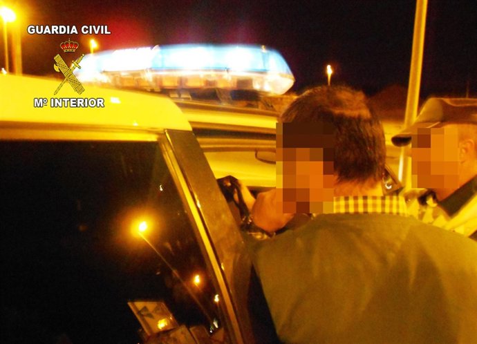 Detenido por conducir ebrio y sentido contrario