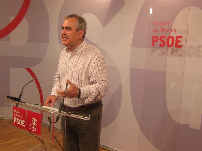 RAFAEL  GONZÁLEZ  TOVAR 