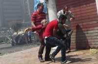 Egipto eleva a 525 los muertos por los enfrentamientos en todo el país