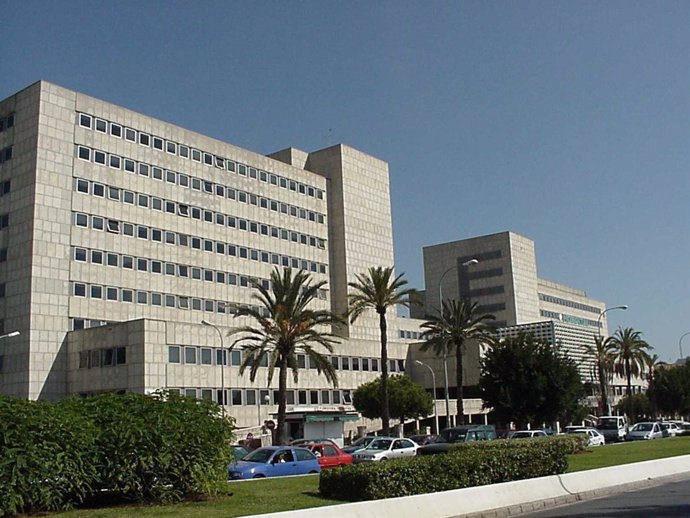Vista Principal Del Hospital Materno Infantil De Málaga