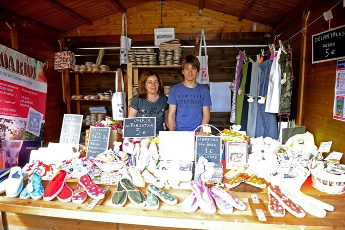 Puesto de la iniciativa Manipulados Solidarios