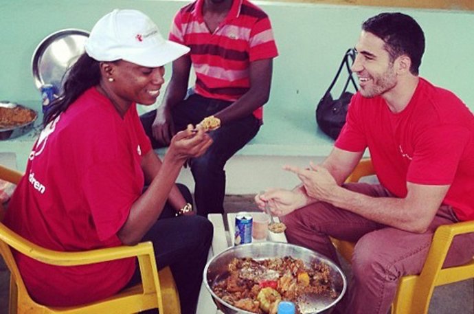 MIGUEL ANGEL SILVESTRE HUMANITARIO