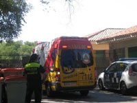 Herido grave un niño a punto de ahogarse en la piscina de Orcasitas