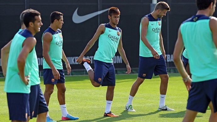 Neymar, Alexis y Piqué en el entrenamiento del Barcelona