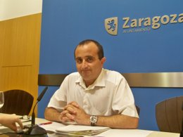 El concejal municipal de Izquierda Unida, Raúl Ariza