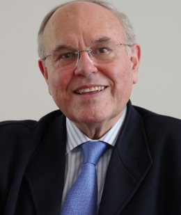 César Nombela