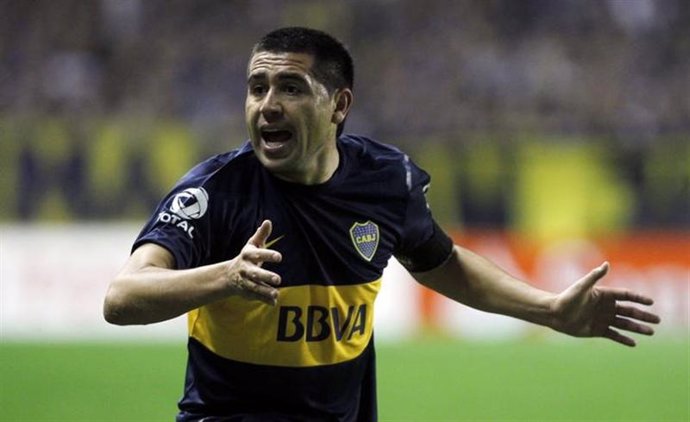 Imagen de archivo del futbolista Juan Román Riquelme de Boca Juniors. REUTERS/Ma