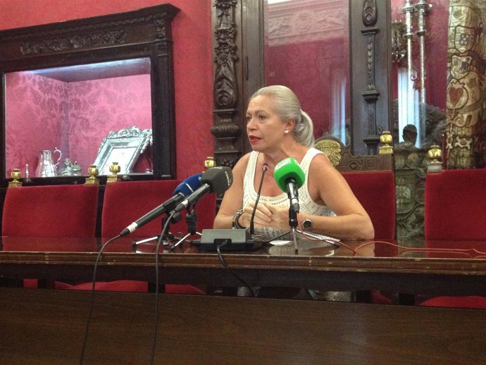 La viceportavoz del PSOE en el Ayto de Granada, María Escudero