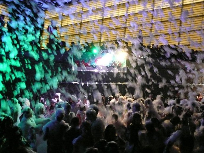 Fiesta de la espuma en el Kursaal
