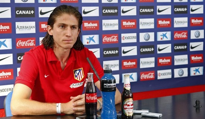 Filipe Luis en rueda de prensa