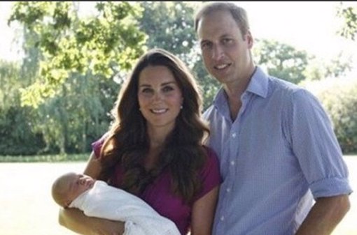 La duquesa de Cambridge y el príncipe Guillermo con su hijo Jorge 