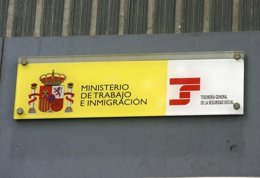 Ministerio De Trabajo E Inmigración.
