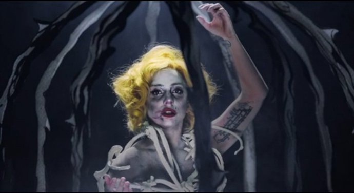 Applause, nuevo videoclip de Lady Gaga perteneciente a ARTPOP