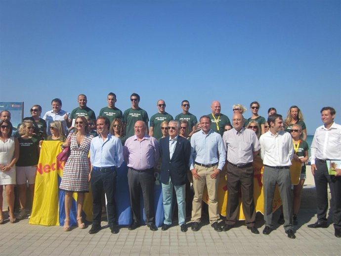 Make Holiday Greener