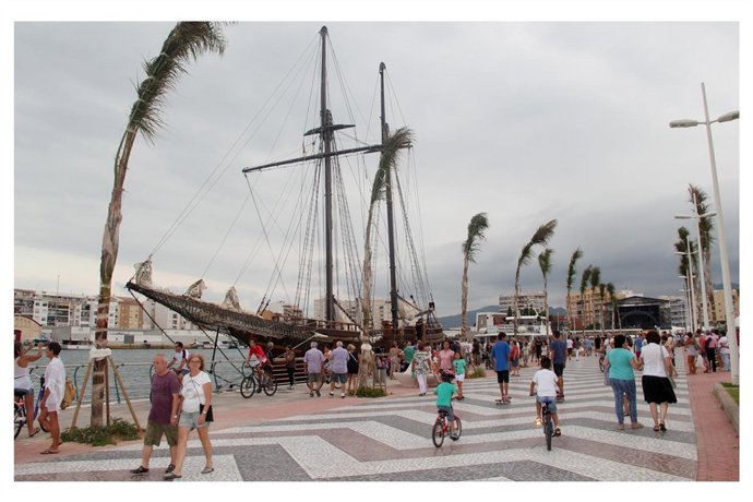 El galéon en el puerto de Gandia