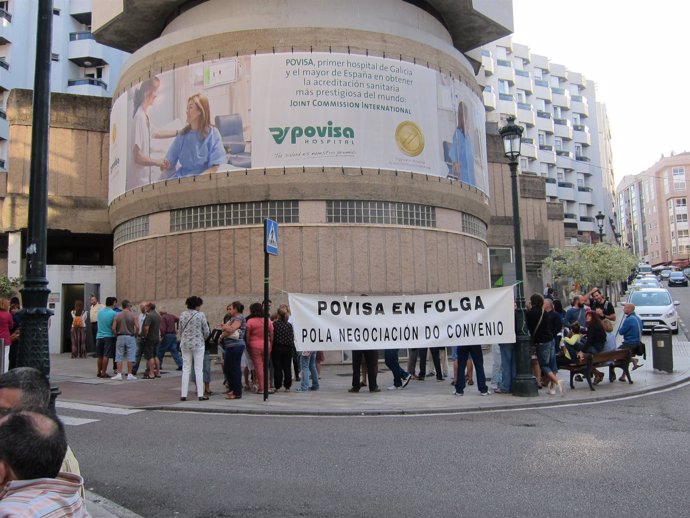 Huelga en el Hospital Povisa en Vigo.