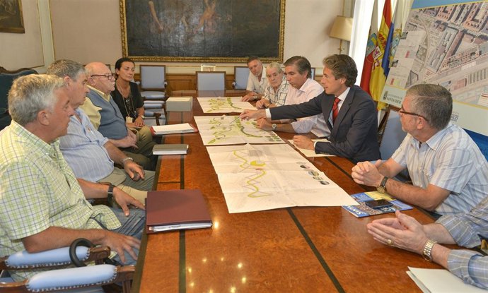 Reunión vecinos Cazoña