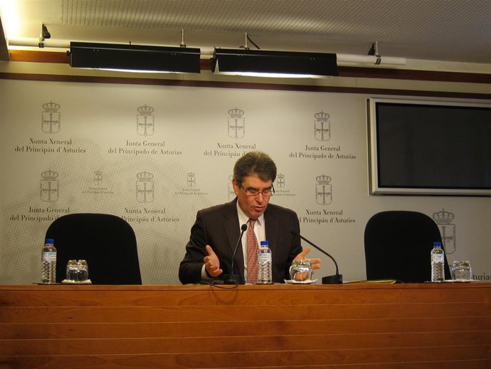 Alfonso Román En  Rueda De Prensa