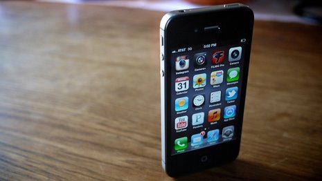 IPhone 4S en vertical por MattsMacintosh CC Flickr