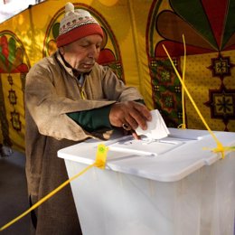 pakistan elecciones urnas