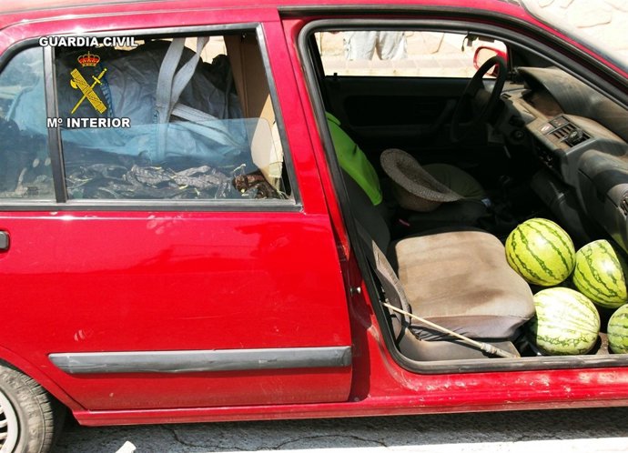 Uno de los vehículos intervenidos