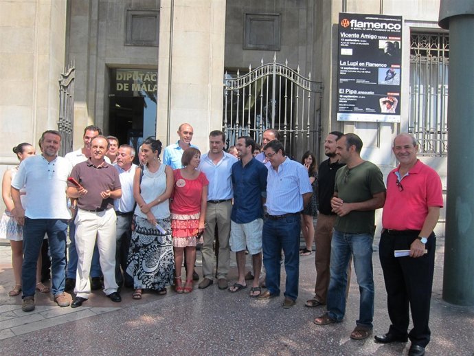 Dirigentes de Iu visitan la Feria de Málaga 