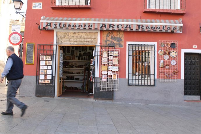 COMERCIO, ARTESANÍA, NEGOCIO, LOCAL, CUENCA