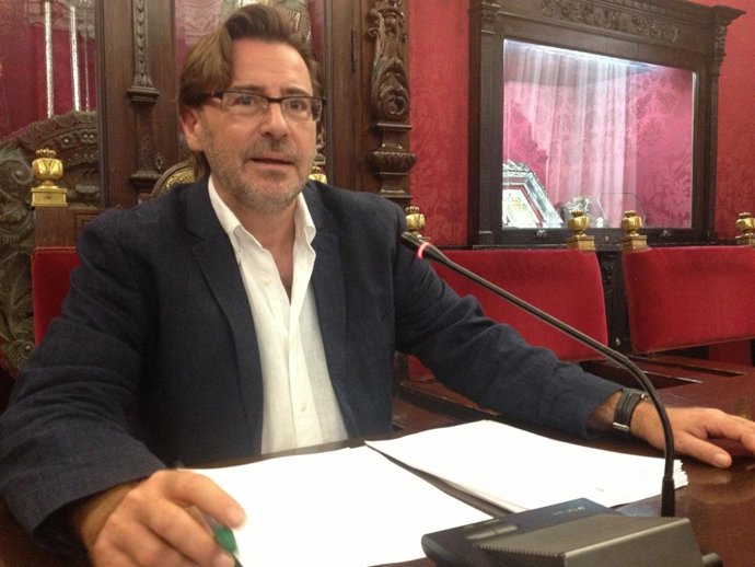 El concejal socialista Baldomero Oliver