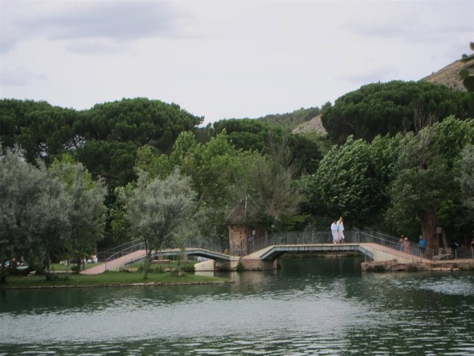Lago termal de Alhama de Aragón