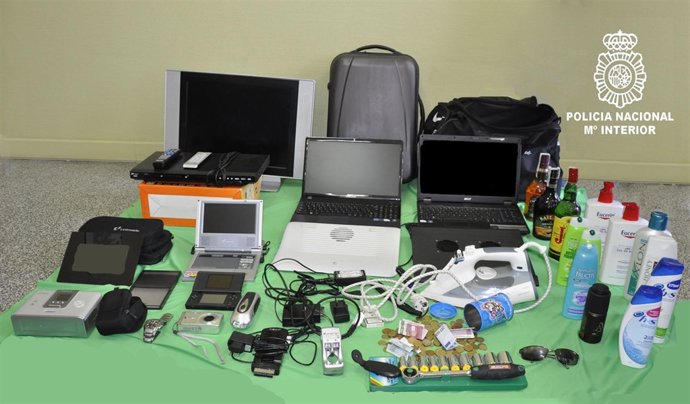 Objetos recuperados tras el robo 