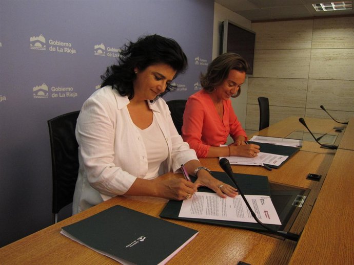 Firma convenio Ayuntamiento y Gobierno