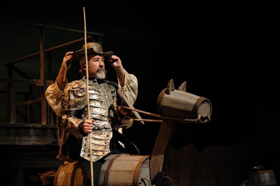 José Sacristán actúa en el Festival de Teatro de Niebla. 