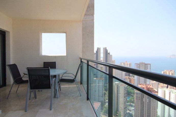 Vista de un apartamento turístico en Benidorm