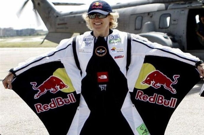 Este verano ya han fallecido siete personas por hacer Wingfly